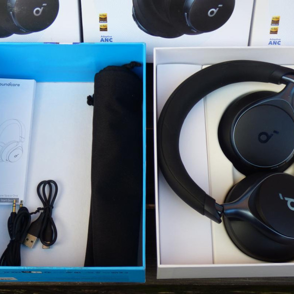 Навушники Anker SoundCore Space One Black Навушники Anker SoundCore Space One Black