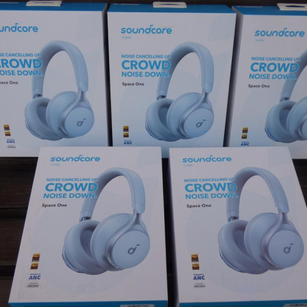 Навушники Anker SoundCore Space One Blue Навушники Anker SoundCore Space One Blue