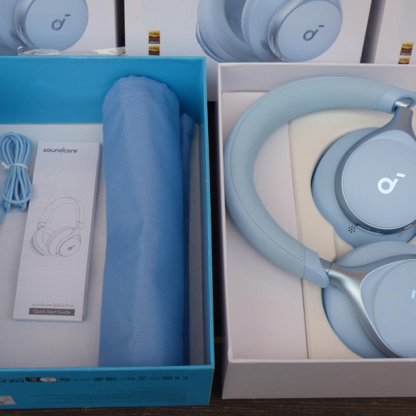 Навушники Anker SoundCore Space One Blue Навушники Anker SoundCore Space One Blue