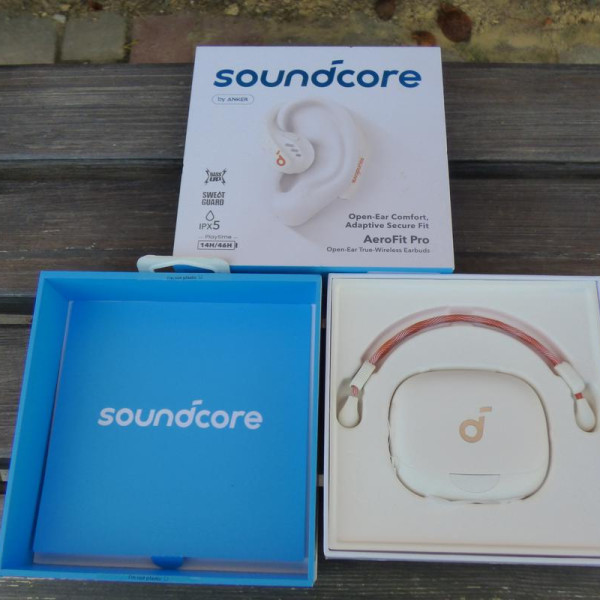 Навушники TWS Anker Soundcore AeroFit Pro White IPХ5 Навушники TWS Anker Soundcore AeroFit Pro White IPХ5