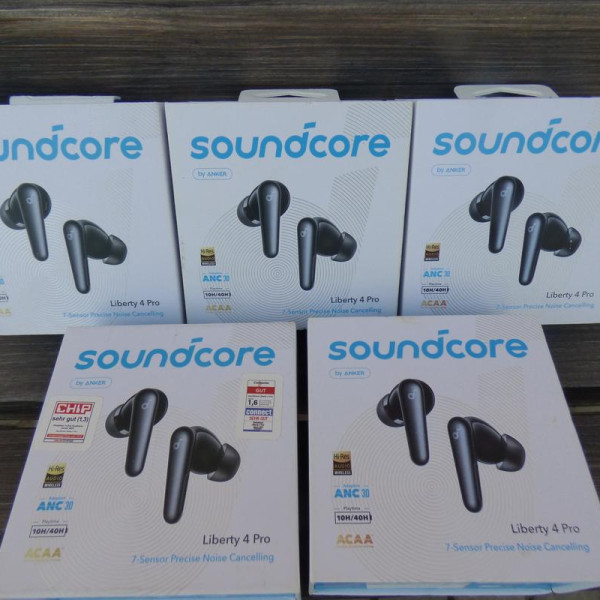 Навушники ANKER SoundCore Liberty 4 Pro Black Навушники ANKER SoundCore Liberty 4 Pro Black