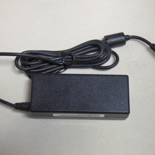 Блок живлення Fujitsu 19v 3.42a 65w 5.5/2.5