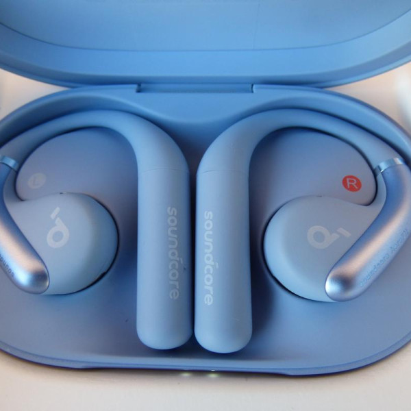 Навушники Anker SoundCore AeroFit Blue Навушники Anker SoundCore AeroFit Blue