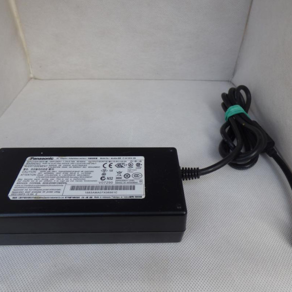 Блок питания Panasonic 15.6v 8.0a 125w 5.5/2.5 Блок питания Panasonic 15.6v 8.0a 125w 5.5/2.5