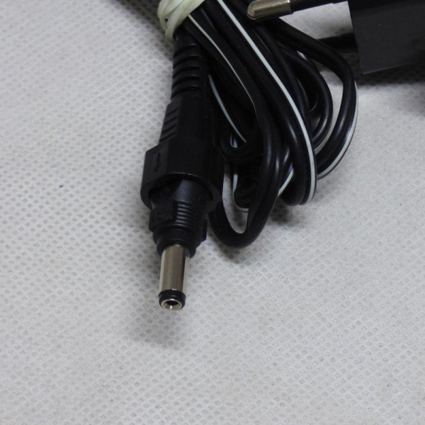 Мультивольтовий Блок живлення 3V 4.5V 5V 6V 7.5V 9V 12V Мультивольтовий Блок живлення 3V 4.5V 5V 6V 7.5V 9V 12V