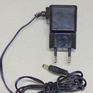 Блок живлення ToTo Link 9v 0.5a 4.5w 5.5/2.1