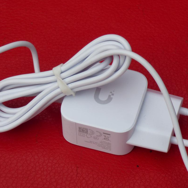 Блок питания Ubiquiti 5v 1a 5w type c