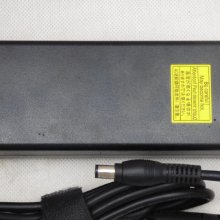 Блок живлення Toshiba 15v 6a 90w 6.3/3.0