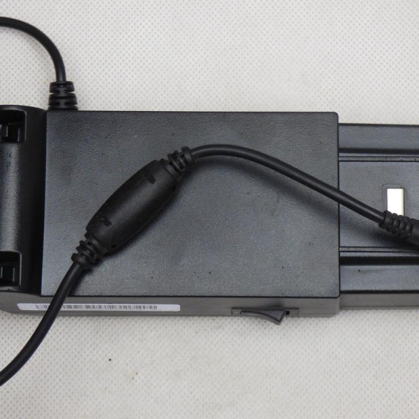 Блок живлення Samsung 14v 2.14a 30w 6.5/4.4 Блок живлення Samsung 14v 2.14a 30w 6.5/4.4