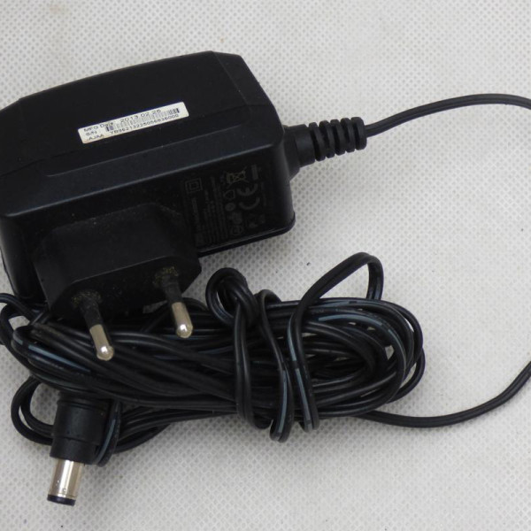 Блок живлення APD 12v 1a 12w 6.3/3.0 Блок живлення APD 12v 1a 12w 6.3/3.0