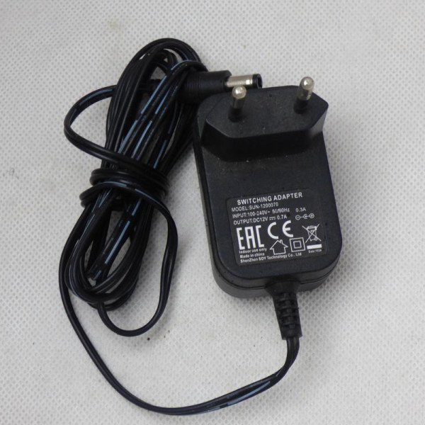 Блок живлення Shenzhen 12v 0.7a 8.4w 5.5/2.5 Блок живлення Shenzhen 12v 0.7a 8.4w 5.5/2.5