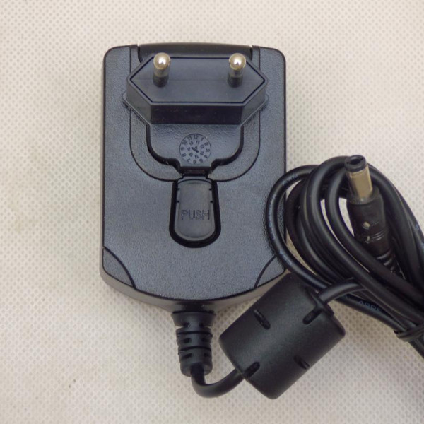 Блок живлення Phihong 5v 3a 15w 5.5/2.5 Блок живлення Phihong 5v 3a 15w 5.5/2.5
