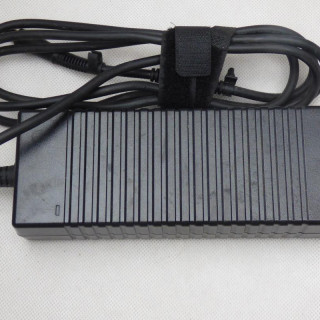 Блок живлення HP 19.5v 6.9a 135w 7.4/5.0