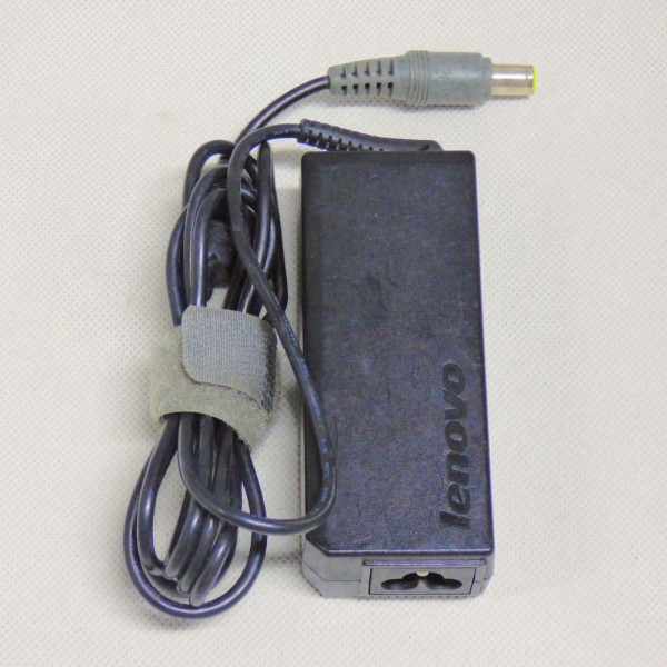 Блок живлення Lenovo 20v 3.25a 65w 7.9/5.5 Блок живлення Lenovo 20v 3.25a 65w 7.9/5.5