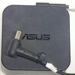 Блок живлення Asus 19v 4.74a 90w 5.5/2.5