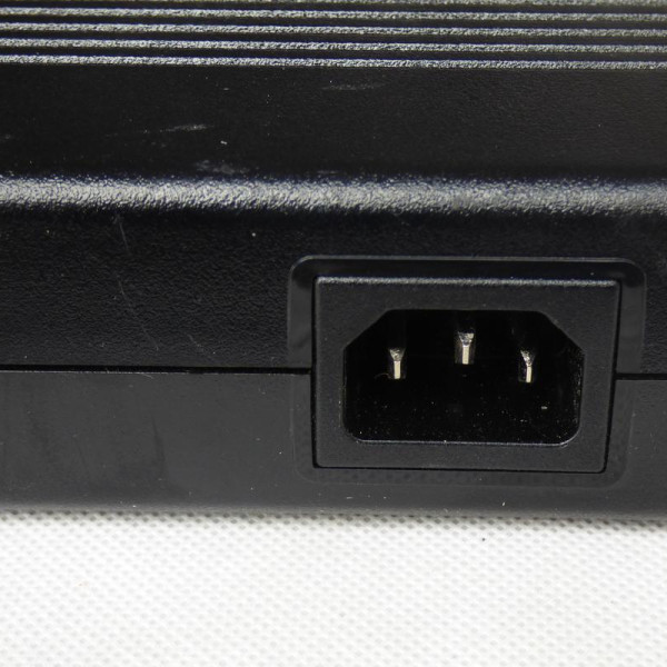 Блок живлення Dell 19.5v 16.9a 330w 7.4/5.0 Блок живлення Dell 19.5v 16.9a 330w 7.4/5.0