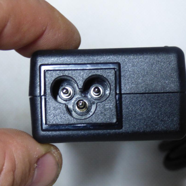 Блок живлення HP 19.5v 4.62a 90w 7.4/5.0 Блок живлення HP 19.5v 4.62a 90w 7.4/5.0